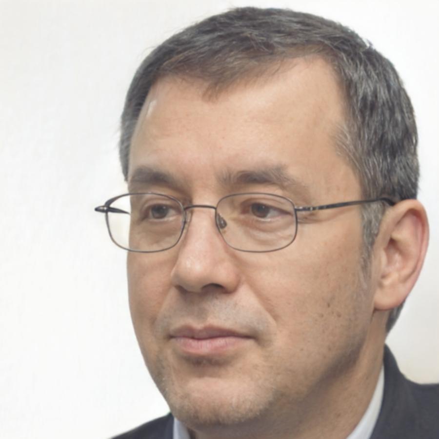 Porträt von Finanzexperte Thorsten Kellermann